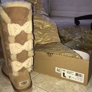 Brand new tall bailey knit bow